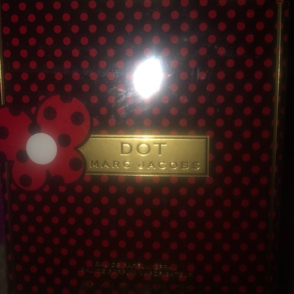 Marc Jacobs dot - Picture 2 of 2